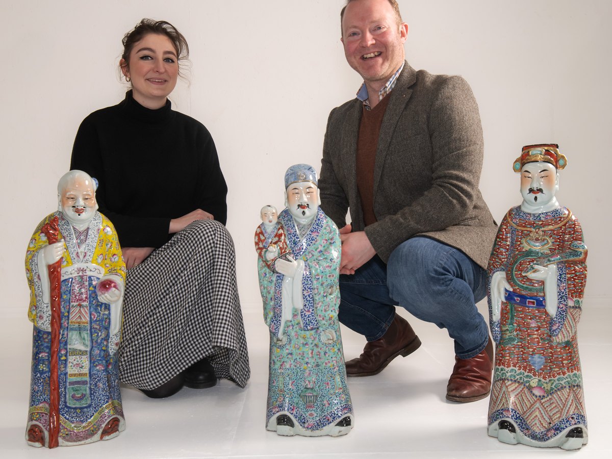 Elstob specialists with Chinese porcelain figures
